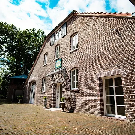 Hotel Landgut Hostemost *